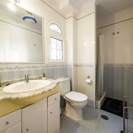 In Community With Shared Pool Apartamento