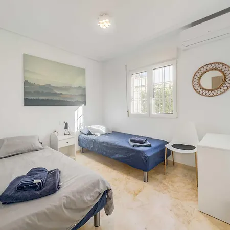 In Community With Shared Pool Apartamento Orihuela